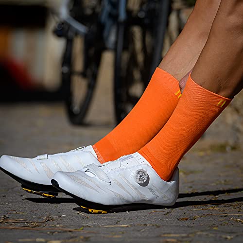 NORTEI Calcetines Naranjas para Ciclismo, MTB y Running de Caña Alta para Hombre y Mujer – Infinity Orange (M (40-42))