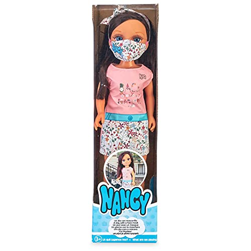 Nancy, un día con mascarilla Trendy, muñeca con mascarilla para niños y niñas a Partir de 3 años (Famosa 700016551)