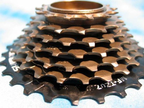 SHIMANO TZ21 Freewheel -Piñones atornillarles (7 velocidades, 14-28 Dientes, 470 g)