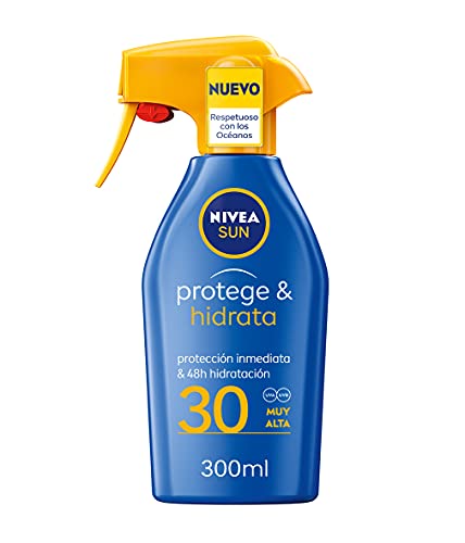 NIVEA SUN Protege & Hidrata Spray Solar FP30 (1 x 300 ml), protector hidratante y resistente al agua con protección UVA/UVB, protección solar alta en formato pistola